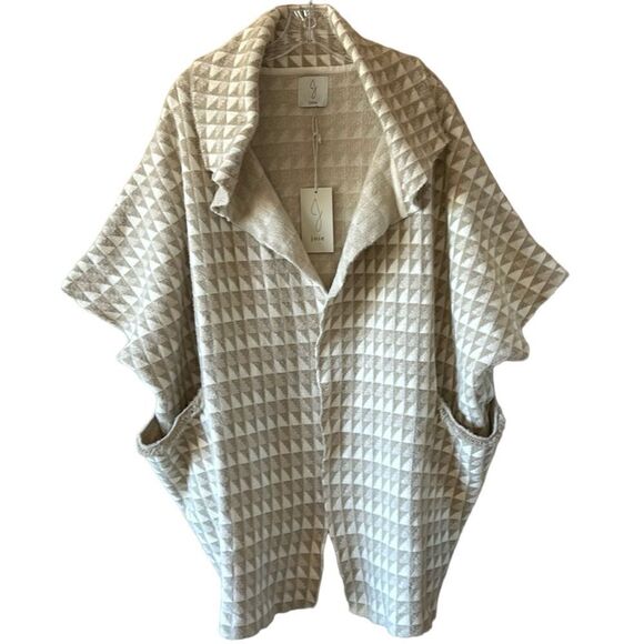 NEW Joie Tan And Cream Sweater Vest - Picture 2 of 7